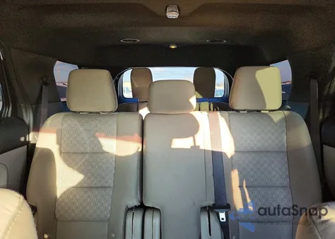 2015 Ford Explorer Xlt z USA, uszkodzony, nr VIN 1FM5K8D88FGC09495